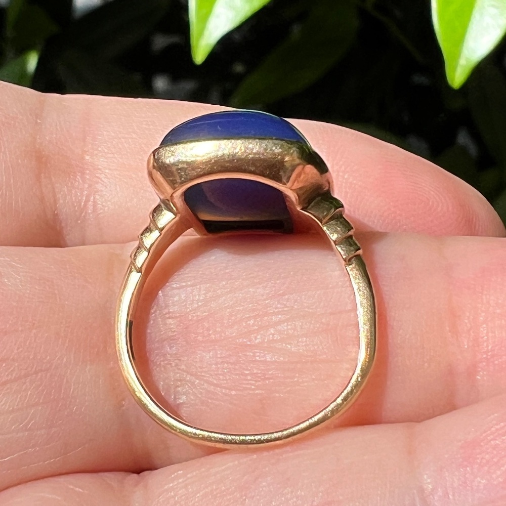 VINTAGE 14K YELLOW GOLD BLUE PURPLE CHALCEDONY CABOCHON RING EUROPEAN HALLMARK - Picture 3 of 16